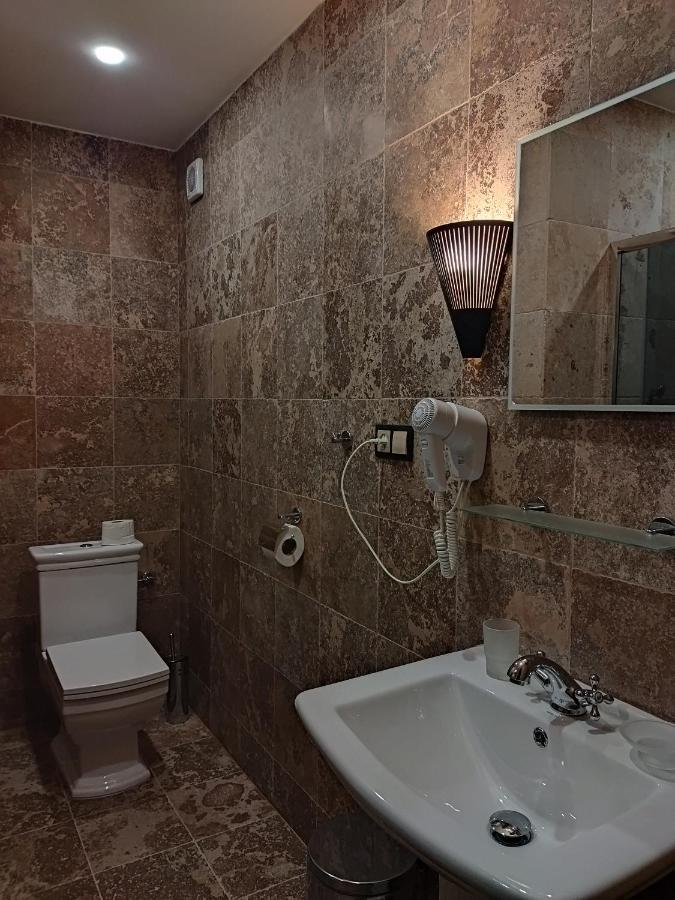 Hotel Cade Písek Eksteriør billede